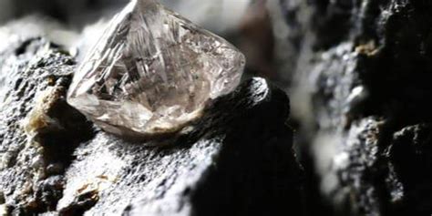 As mentioned, kimberlite pipes are believed to have been formed by deep-source volcanic eruptions. Jeffrey Post, a diamond expert at the Smithsonian, has described these eruptions as “quite.... 