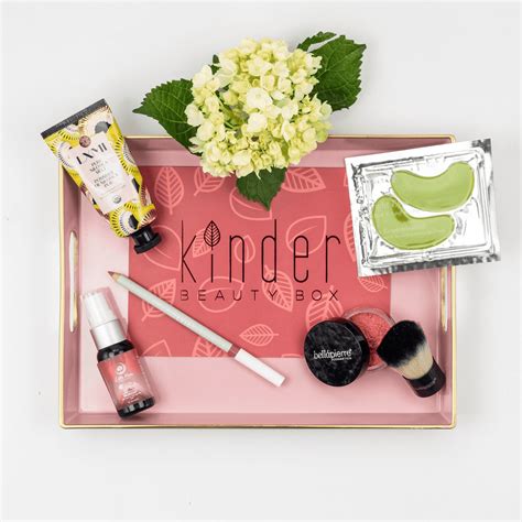 Kinder beauty box. Each Kinder Beauty Box has a value of up to $165 and features three full-size products along with a selection of samples. In addition, Kinder Beauty donates a portion of its sales to animal rights ... 