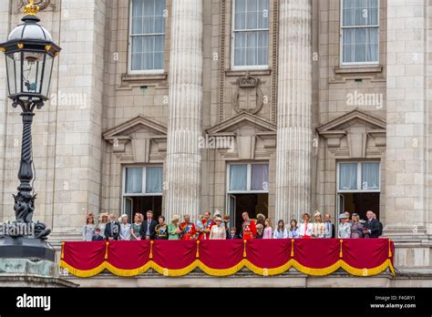 King Charles III leaves palace on journey to coronation