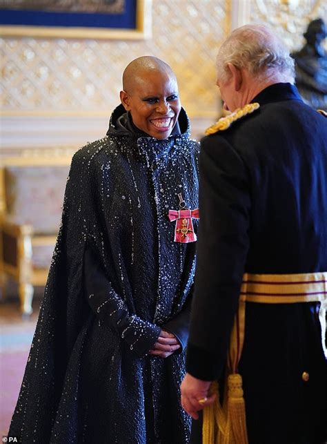 King Charles awards the singer ‘Skin’ with an OBE