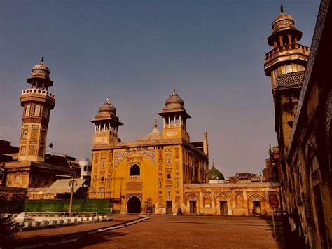 King Morgan Photo Lahore