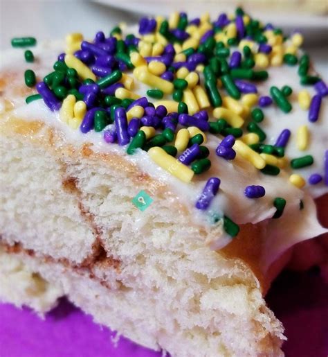 King cake hub. It’s King Cake season. Where to get king cakes in Greater New Orleans for Mardi Gras 2024 And there’s no better place than King Cake Hub to take a bite from so many recipes around town. 
