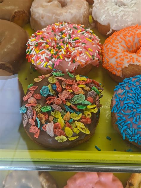 King donuts harrodsburg ky. Emily's Donuts, Harrodsburg, Kentucky. 62 likes. We love what we do, we trying to be better, We love every body, so we cooked just like we want it cooked. Come and give us a try and rate us to tell... 