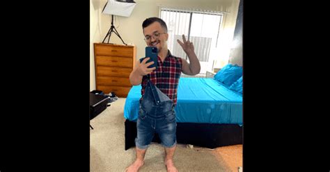 KingDwarf. 889 likes · 2 talking about this. The coolest midget you will know. IG/SC/Twitter: @K1ngDwarf