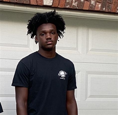 King joseph edwards 247. Dec 19, 2023 ... Syracuse splashes with commitment from All-American Kingjoseph Edwards ... Syracuse's recruiting roll under new head coach Fran Brown has ... 