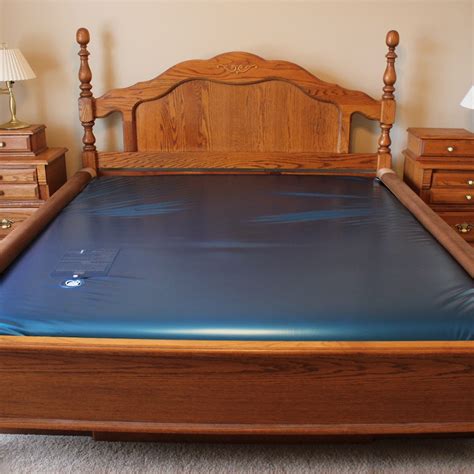 King size water bed. SIZING & DIMENSIONS: 4-Piece King/California King Size Sheet Set Includes: ONE King Flat Sheet 84 inches wide x 93 inches long, ONE King Fitted Sheet 84 inches wide x 93 inches long and TWO King Pillowcases 20 inches wide x 40 inches long each. (Made to fit 72 X 84 inch King waterbed mattress) 