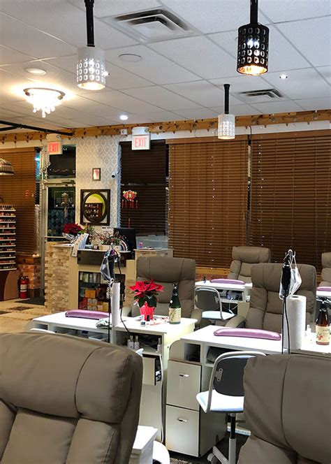  Kingdom Spa 2 at 570 W Main Street, Middletown, DE is top rated nail salon offers : Manicure, pedicure, .. Call us now: (302) 355-6789/ (302) 616-7979 . 