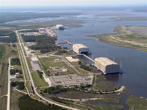 Kings bay submarine base. Welcome to Naval Submarine Base Kings Bay. Naval Submarine Base Kings Bay provides support to the fleet, fighter and family by maintaining and operating the facilities … 