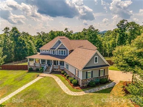 Kings mountain homes for sale. There are 117 real estate listings found in Kings Mountain, NC.View our Kings Mountain real estate area information to learn about the weather, local school districts, demographic data, and general information about Kings Mountain, NC. Get in touch with a Kings Mountain real estate agent who can help you find the home of your dreams in Kings … 