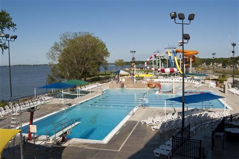 Kings pointe. Book King's Pointe Waterpark Resort, Storm Lake on Tripadvisor: See 1,115 traveler reviews, 130 candid photos, and great deals for King's Pointe Waterpark Resort, ranked #2 of 4 hotels in Storm Lake and rated 3.5 of 5 at Tripadvisor. 