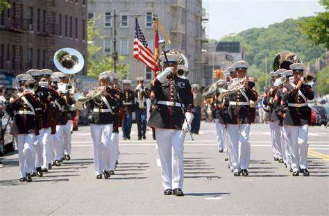 Kingston pa memorial day parade 2023. 4Patriots Veterans Day 2023 Freebies. 4Patriots offers all U.S. veterans and military personnel its best-selling $29 72-Hour Survival Food Kit for free on Veterans Day 2023. To receive the free ... 