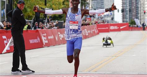 Kiptum sets world marathon record in Chicago in 2:00:35, breaking Kipchoge's mark
