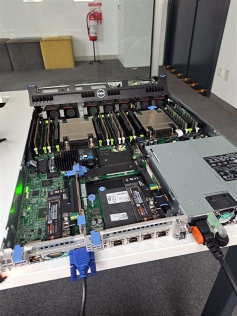 veodersti.rgarabwor.edu.pl. 