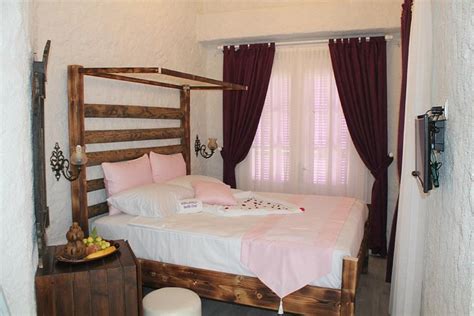 codini.rgarabwor.edu.pl. 