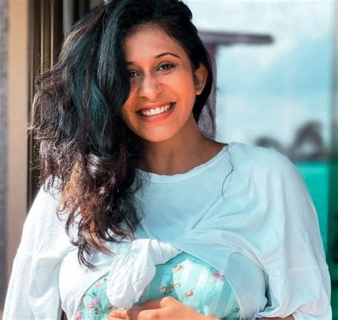 Kishwer Merchant - Wikipedia