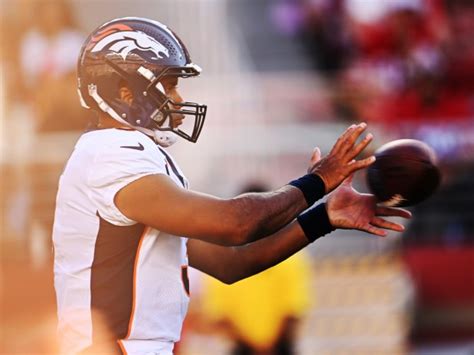 Kiszla: The sun in Broncos Country no longer rises and sets for the pleasure of quarterback Russell Wilson