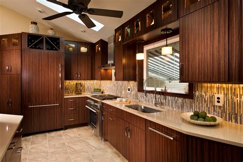 Kitchen and bath contractors. FREE DESIGNCONSULTATION. Let us come to you. A certified interior design expert will meet with you at your location. Manhattan's finest full-service design and renovation firm, specializing in residential & commercial Kitchen and bathroom designs. Call 212-242-3500. 