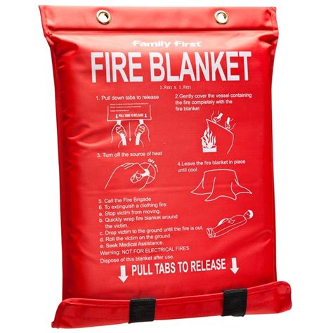 Kitchen fire blanket. The kitchen fire blanket is perfect for your home, caravan or office. Measuring 1.1m x 1.1m, you&rsquo;ll be ready to fight a small fire in your kitchen, such as a pan fire, and comes in a soft-case that&rsquo;ll wipe clean if splashed and is printed with instructions that are simple to follow.Manufactured from a high-quality coated glass fibre material, Vigil fire blankets are both ... 