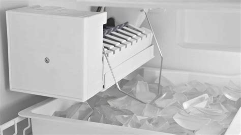 Kitchenaid refrigerator not making ice. A keypad on the outside allows you to set the temperature and also features a door lock button. Expert Advice On Improving Your Home Videos Latest View All Guides Latest View All R... 