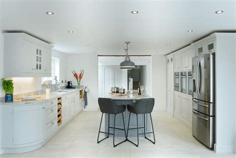 Kitchens Northampton Bespoke Handmade Kitchens - The White Kitchen …