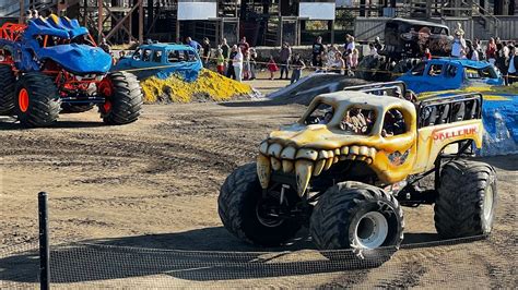 Kitsap monster trucks. <p>Rock Star is one of eight monster trucks from Port Orchardâ s Straight Up Racing that entertained families during a charity event Saturday in Poulsbo. TAD SOOTER / KITSAP SUN</p> Nov. 03, 2014 