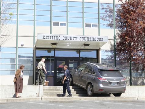 Kittitas County. Board of Commissioners. 205 W 5th AVE STE 108. Ellensburg WA 98926-2887. 509-962-7508. 509-962-7679 fax. bocc@co.kittitas.wa.us. Map and office location. Get driving directions..