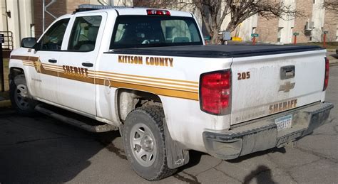 Kittson county sheriff. Kittson County Sheriff Steve Porter is using a Minnesota law that allows sheriffs to investigate such cases, Minnesota Public Radio reported. The investigations have previously fallen to the state Department of Natural Resources or the U.S. Department of Agriculture Wildlife Services. 