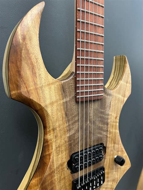 Today Klesh Guitars Carving the Neck and Hammering FretsKlesh Products: https://www.KleshGold.comMy Main Channel: https://www.youtube.com/c/KleshShop Playlis.... 