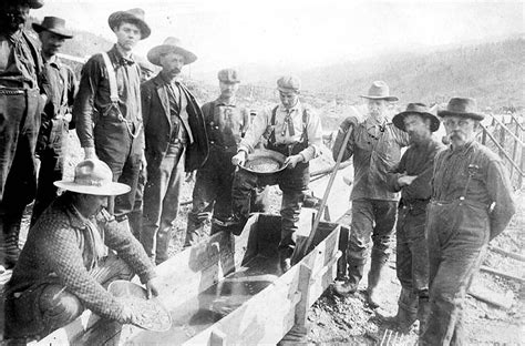 Klondike Gold Rush - history.com