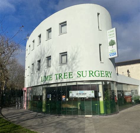 Knee problem - Lime Tree Surgery - Findon, Durrington and Goring