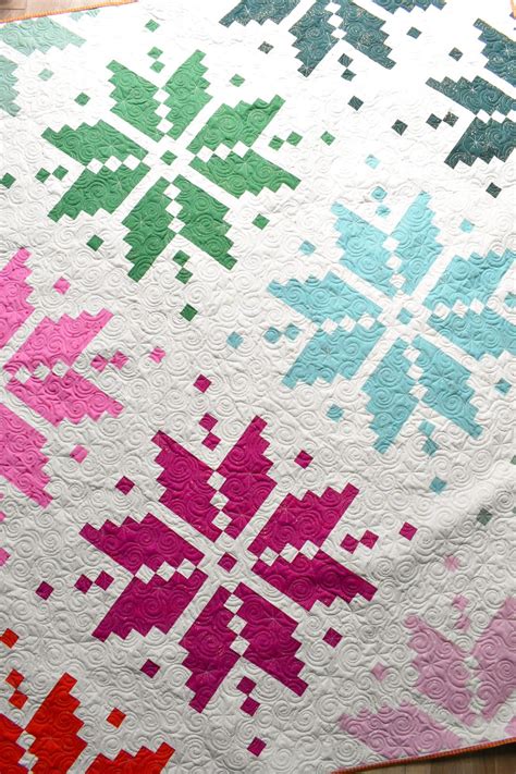 Knitted quilt pattern.  It includes helpful Mar 23, 2026 · Explore patterns, fabrics, yarns, ...