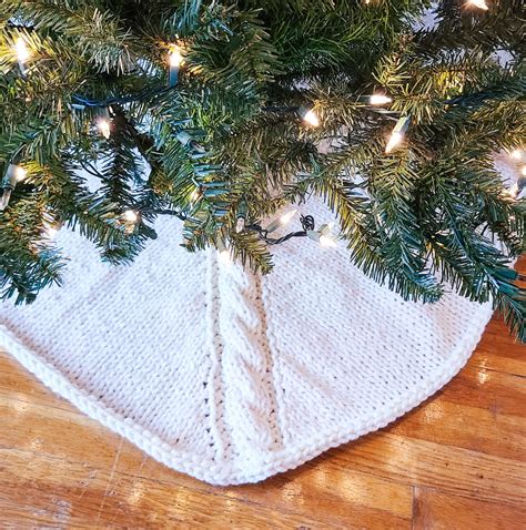 Knitting Pattern Cable Knit Tree Skirt Knitting Pattern