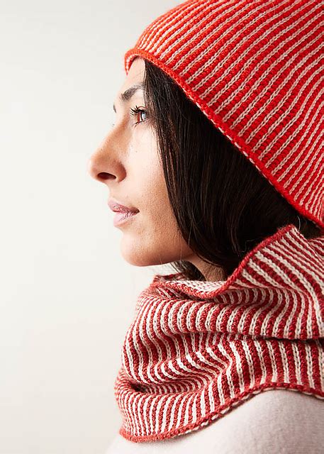 Knitting Patterns Galore - Corrugated Hat + Cowl