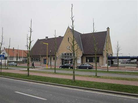 Knokke Railway Station railcc