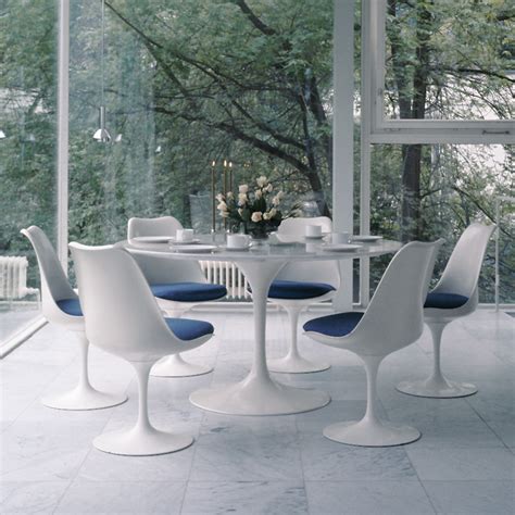 Knoll Saarinen Round Dining Table - 2Modern