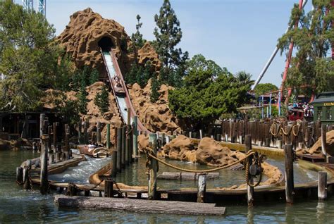 Southern California Multi-Attraction Tickets and Passes. If you're planning to visit multiple attractions in Southern California, there are some combo tickets and passes that are worth considering. You can save money by purchasing one of these special passes, compared with purchasing separate admission to each attraction at the ticket booth.. 