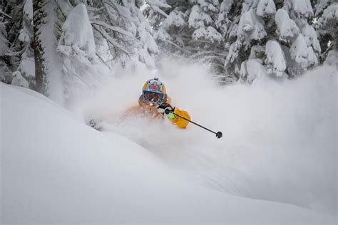 Know before you go: Ski area snow totals