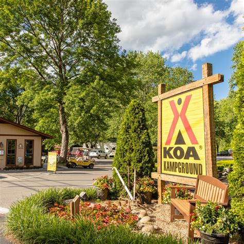 Koa townsend. Townsend / Great Smokies KOA, Townsend: See 237 traveller reviews, 226 user photos and best deals for Townsend / Great Smokies KOA, ranked #3 of 22 Townsend specialty lodging, rated 4.5 of 5 at Tripadvisor. 