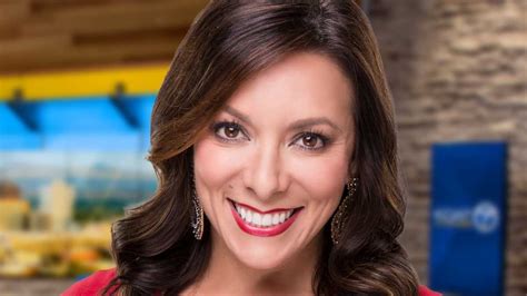 She is a news anchor and reporter at KOAT-TV, an ABC7 News af