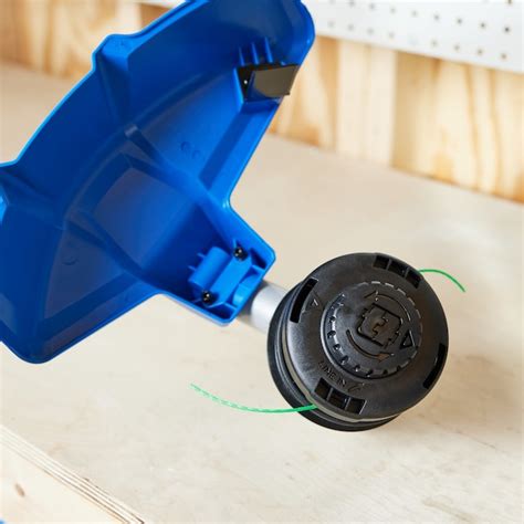 Kobalt string trimmer head. Compatible with Kobalt KST 130X-06 and KST 130X 40-volt String Trimmers. Durable plastic construction. Tool free installation 