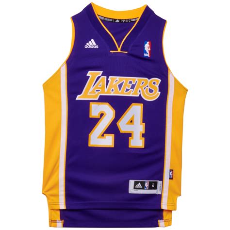 Kobe bryant lakers apparel. Feb 25, 2020 · Kobe Bryant, the 18-time All-Star who won five NBA championships and became one of the greatest basketball players of his generation during a 20-year career with the Lakers, died in a helicopter ... 