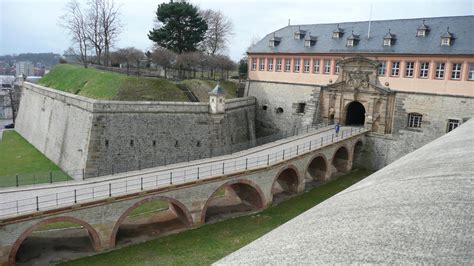 Koblenz als preussische garnison  und festungsstadt. - Restitutioner, et bidrag til undersøgelsen af berigelsesgrundsætningen i dansk og fremmed ret.