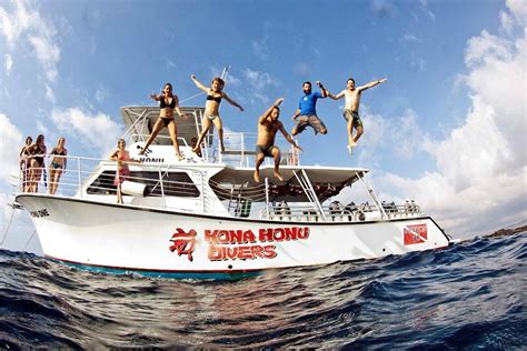 Kona honu divers. Bringing you the awesome underwater world of Hawaii's best Scuba Diving. Offering Daily and Nightly Dive Charters along the kona coast and International trips to bucket list destinations. Morning ... 