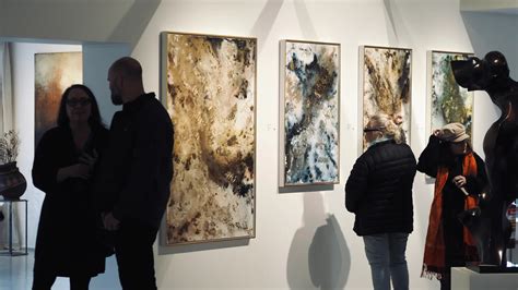 Konst &mdash; Mossutst&auml;llningar