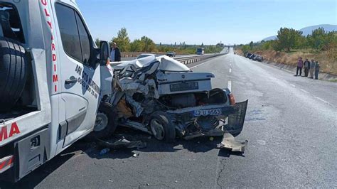Konya’da otomobil aynı yöndeki araca arkadan çarptı: 1 ölü, 1 yaralıs