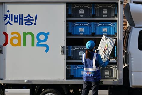 Korean amazon equivalent. Mar 11, 2021 · 17.07. +0.37. +2.22%. The biggest IPO in years is rolling out Thursday on the New York Stock Exchange where Coupang, the South Korean equivalent of Amazon in the U.S., or Alibaba in China, will ... 