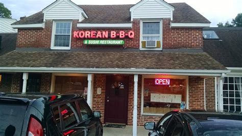Korean bbq near newark nj. Here, dry rub and brisket reigns supreme, but styles vary from region to region. Texas is synonymous with cowboys, cattle ranches, and its signature cuisine, barbecue. They say tha... 