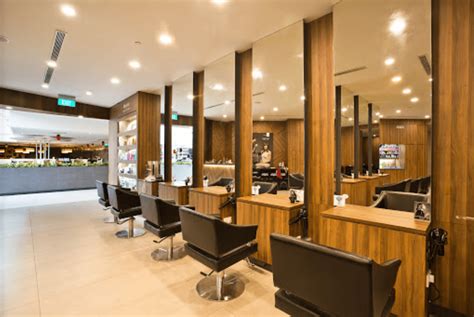 Korean hair salons. Finding a good hair salon can be a challenge. With so many options available, it can be hard to know which one is right for you. Whether you’re looking for a simple trim or a compl... 