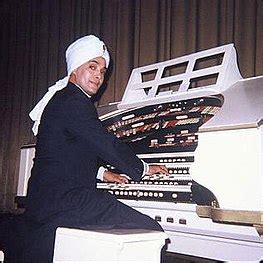 Korla Pandit - Wikipedia