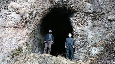 Koskarlı mağarası